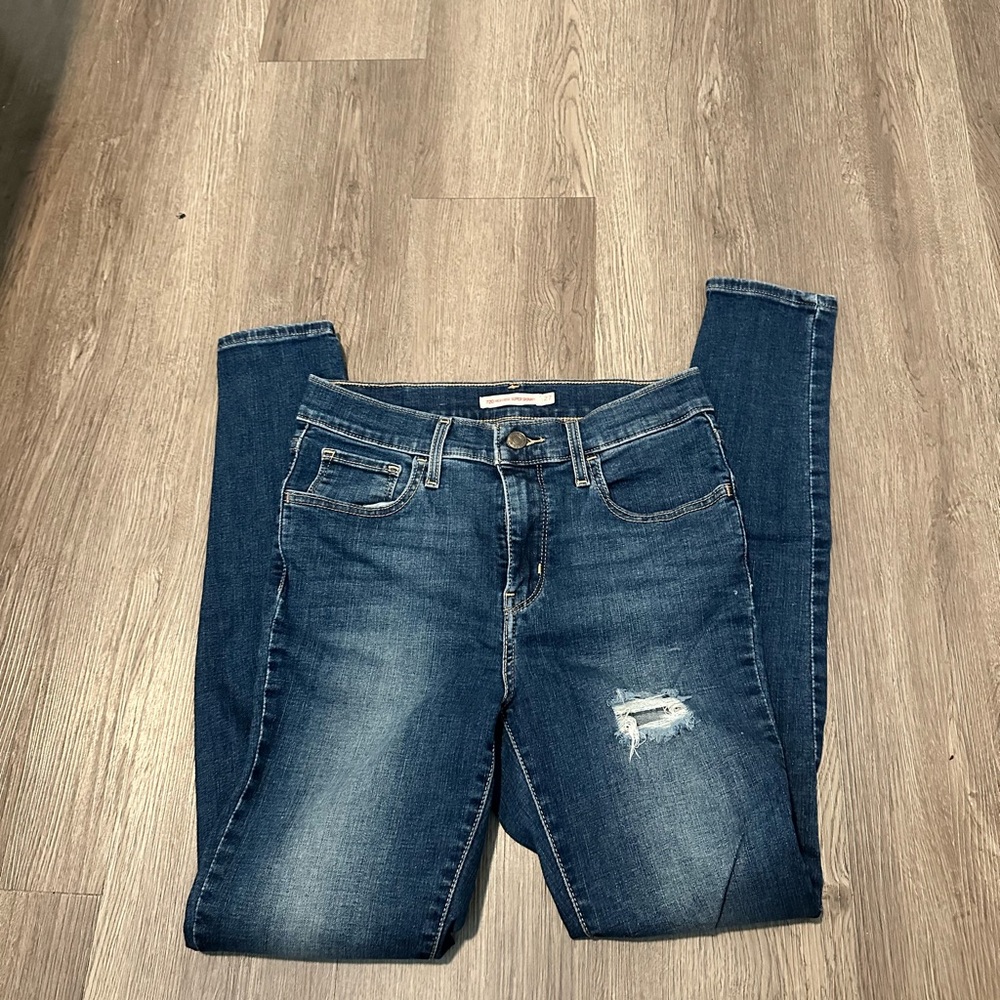 Levi's Blue Skinny Jeans with Distressed Detailing